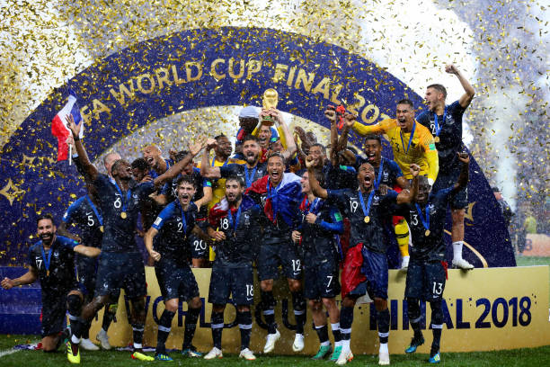 更是心与心 更是心与心