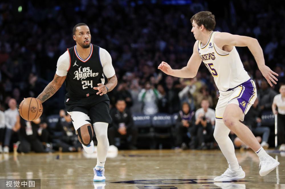 队处于更加 队处于更加